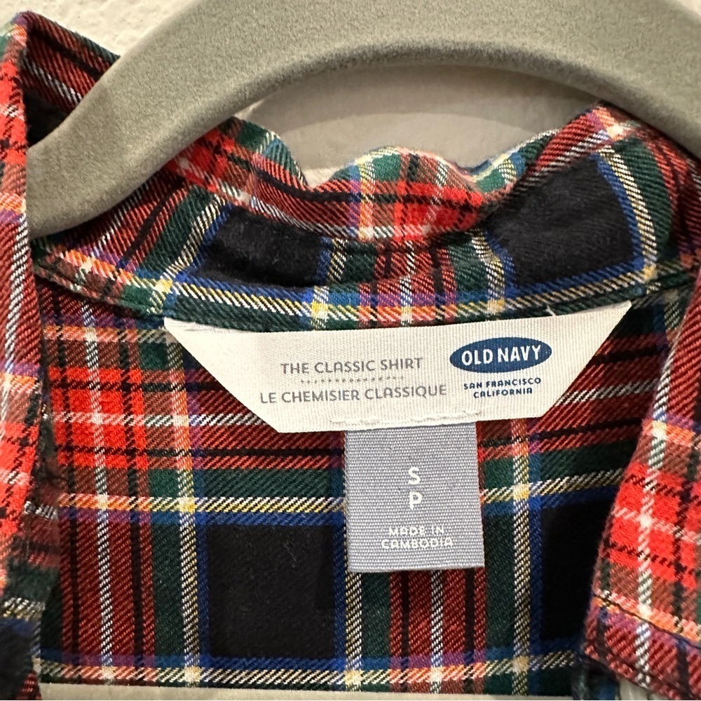 Old Navy Women’s Button Down Red & Navy Shirt in Plaid Checked Print sz S - Picture 3 of 6